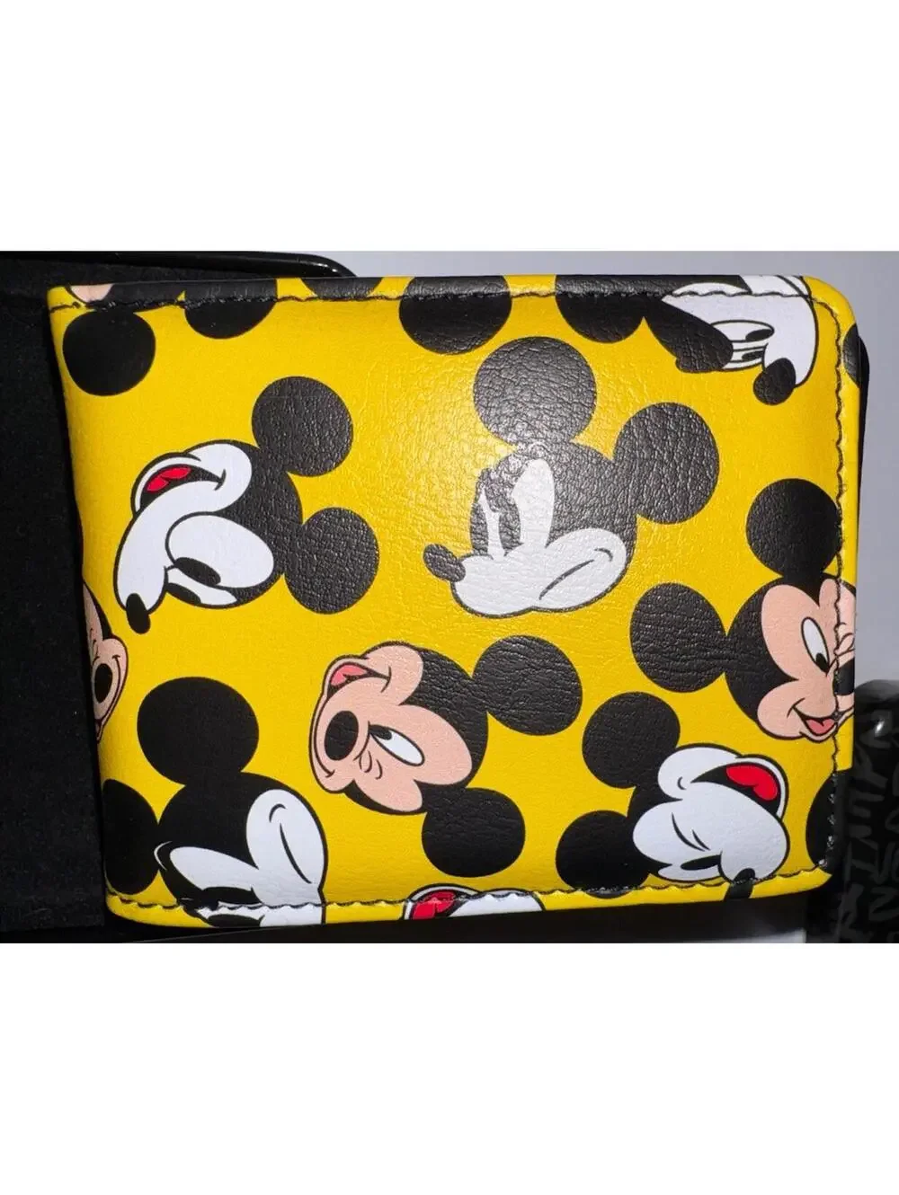 Buckle-Down Mens Disney Mickey Mouse Bifold Wallet With Tin Holder BNIB
